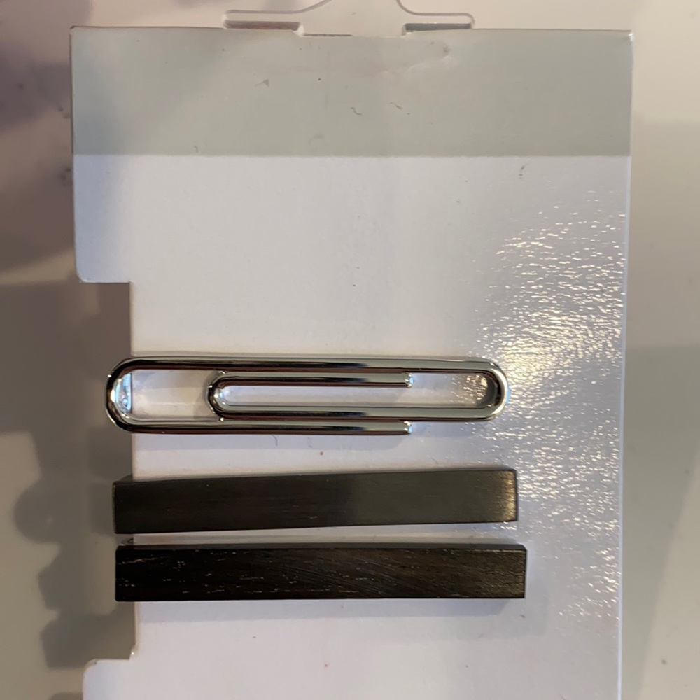 Nordstrom NWT Tie set of 3 clips